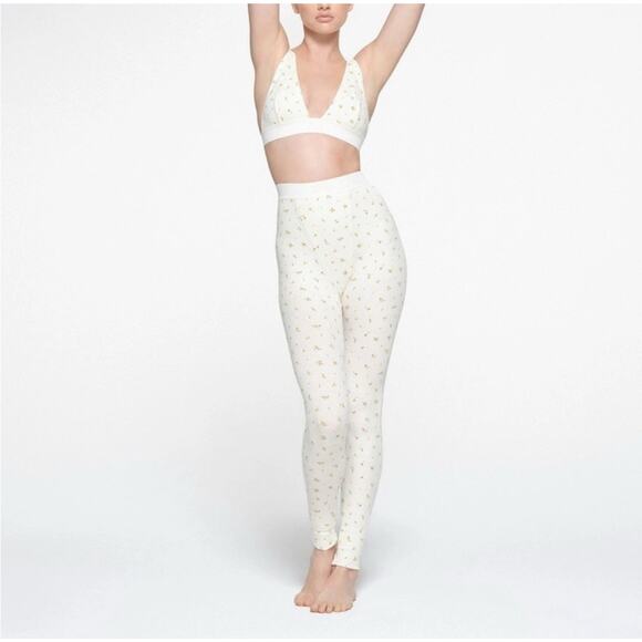 SKIMS Rib Leggings Size XXS Marigold Rosebud Print Pants Pajamas NEW NWT - Picture 1 of 14